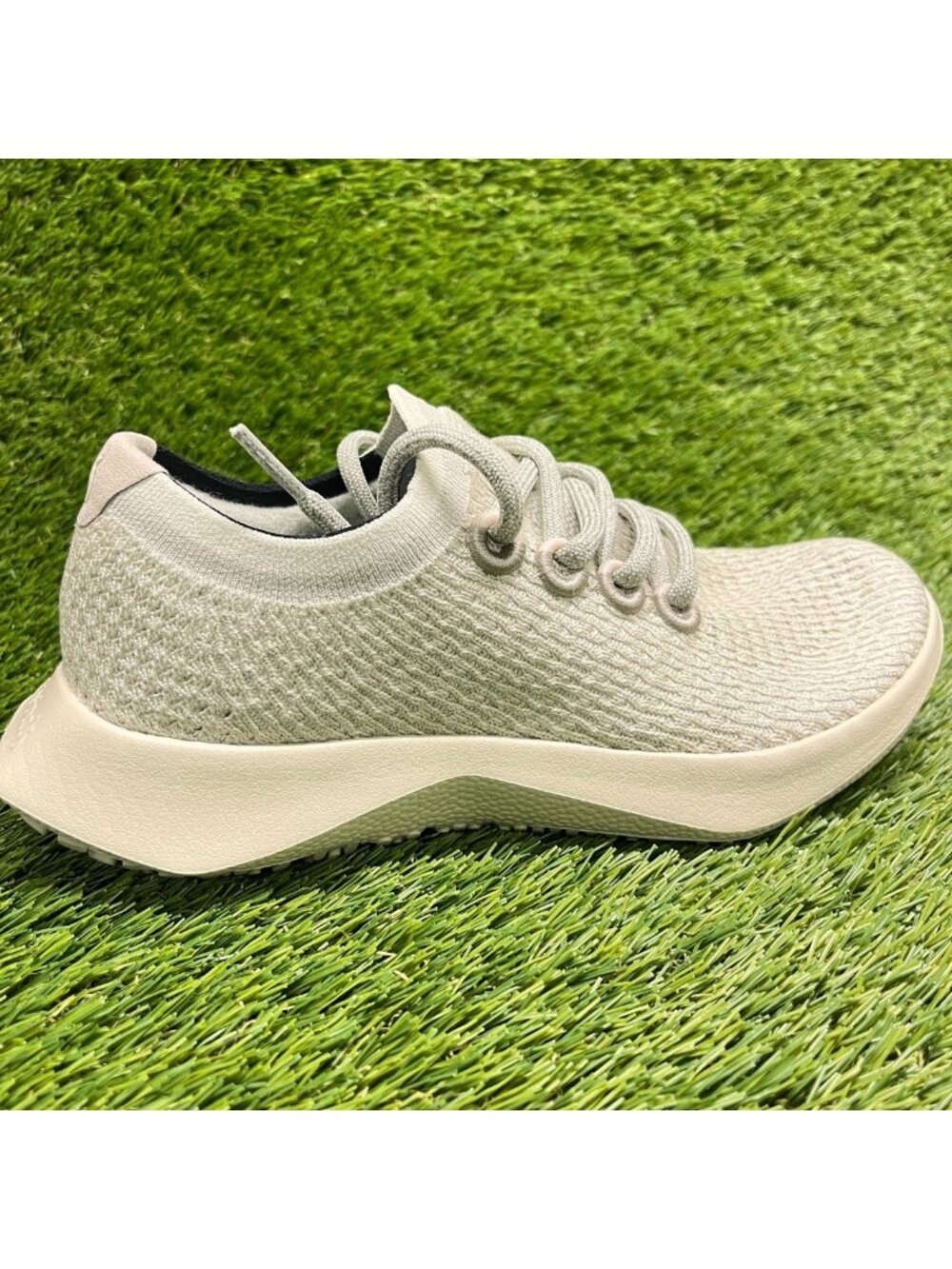 Allbirds Tree Dasher 2 Womens Size 6 Gray Beige Athletic Running Shoes Sneakers